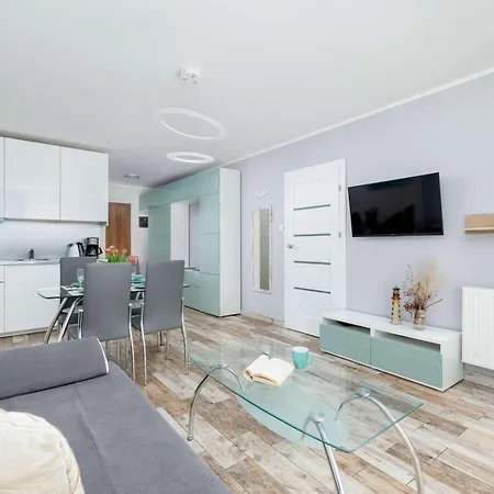 Seaside With A Swimming Pool And Sauna Close To The In Kolobrzeg By Renters Apartmán Radzikowo