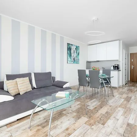 Seaside With A Swimming Pool And Sauna Close To The In Kolobrzeg By Renters Apartmán *