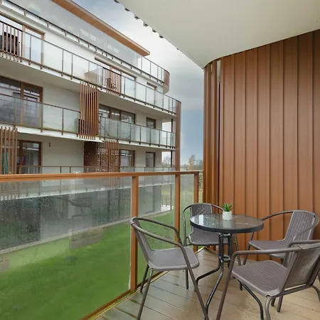 Seaside With A Swimming Pool And Sauna Close To The In Kolobrzeg By Renters Apartmán Radzikowo