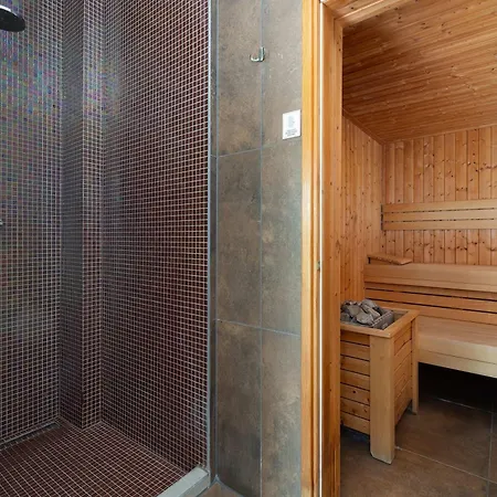 Seaside With A Swimming Pool And Sauna Close To The In By Renters Apartman *